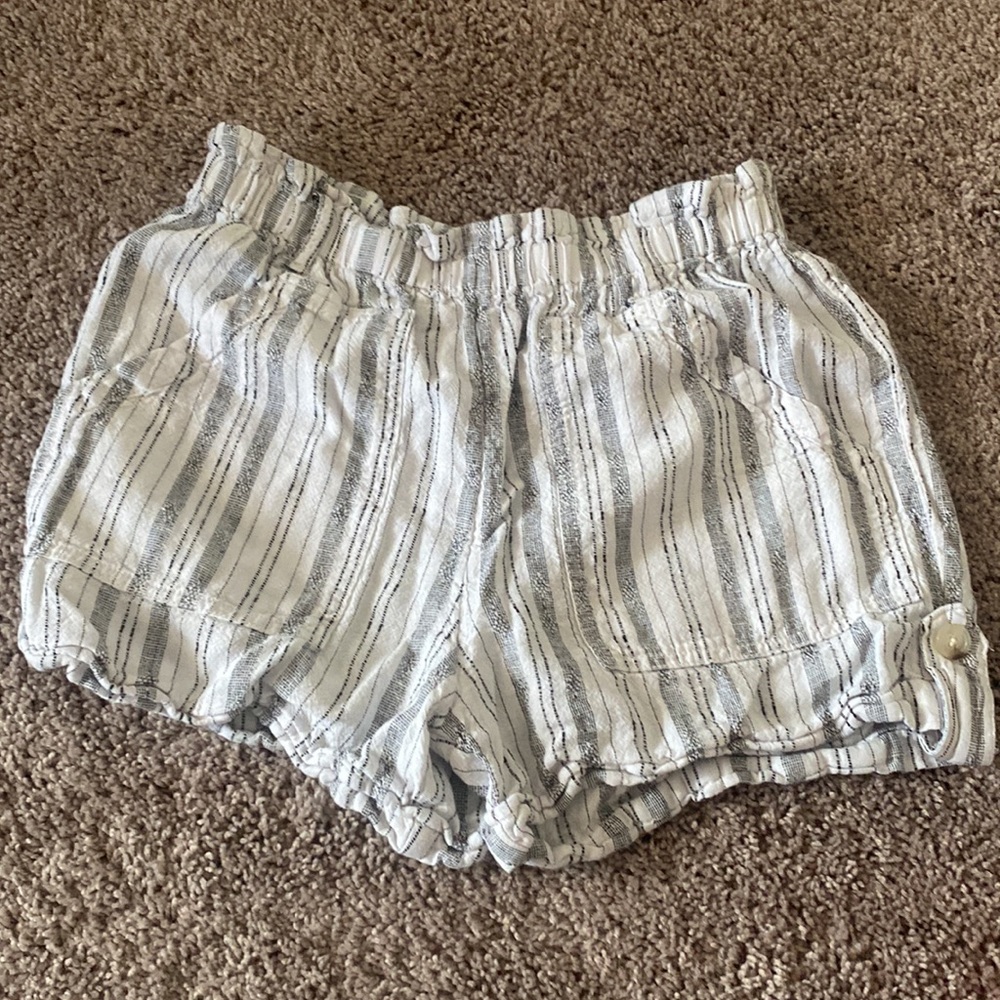 White stripe linen shorts